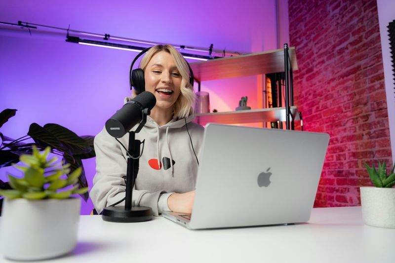 Warum ein professionelles Podcast-Studio Zeit spart